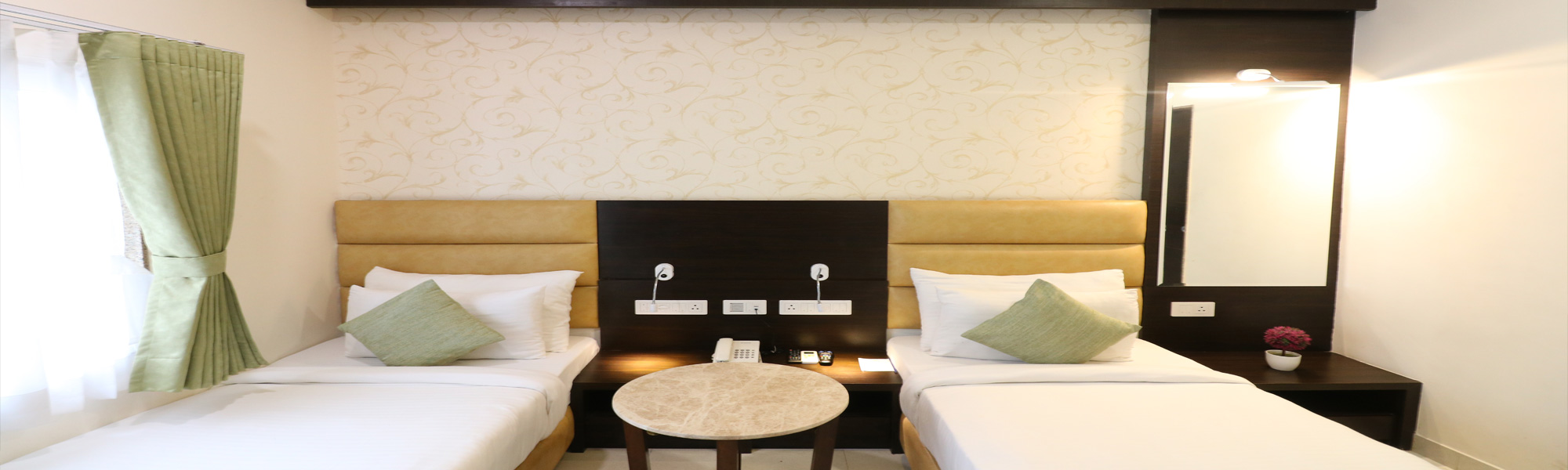 Hotel Royal Stay  & Royal Greens